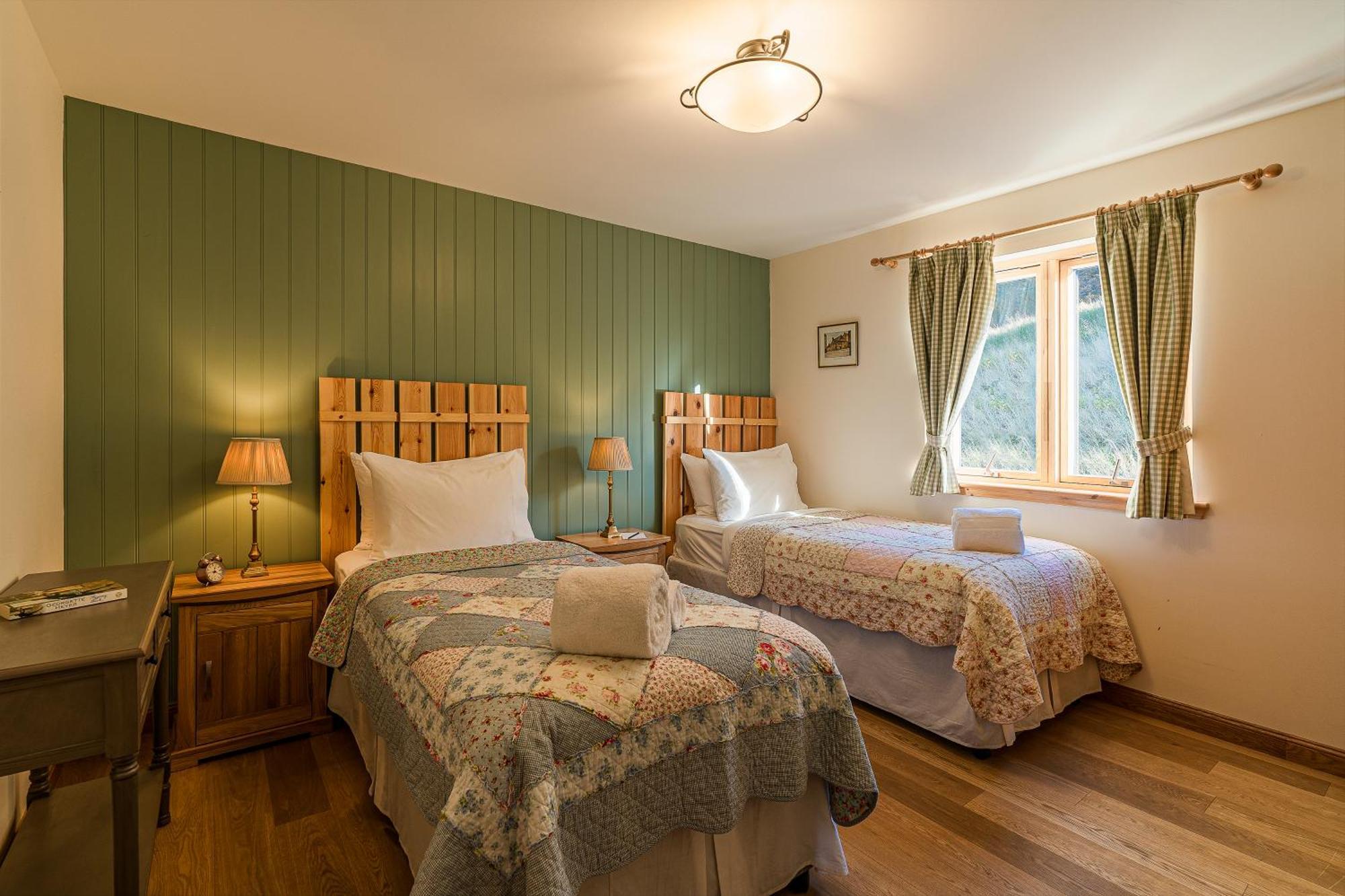 ספין ברידג' Black Sheep Hotels Cabins מראה חיצוני תמונה